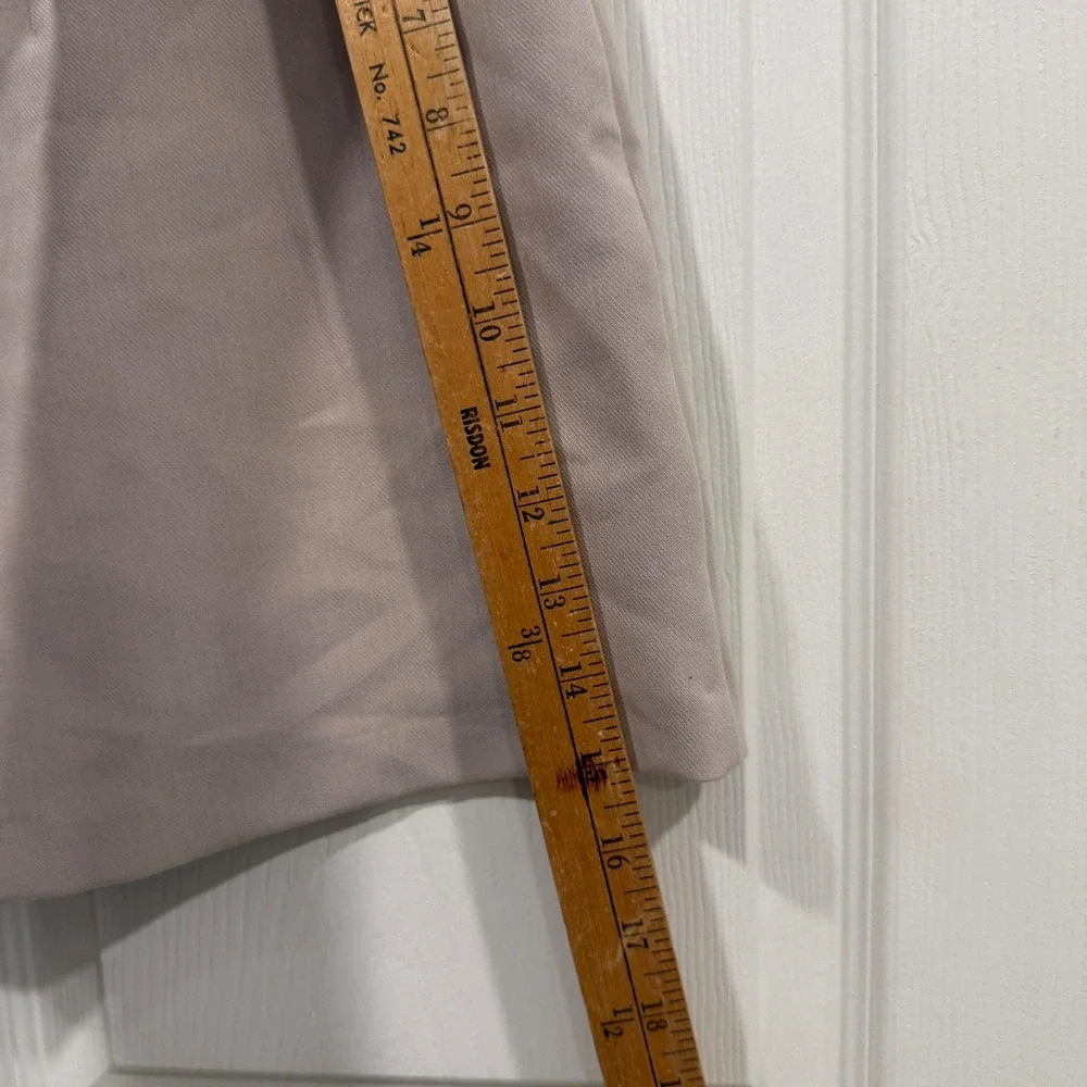 Abercrombie & Fitch Scarlett Mini Skort Tan Beige Large 143-200-00254-410‎ NEW